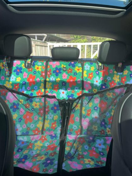 Funky Flowers: Deluxe Hammock Car Seat Cover Dogs